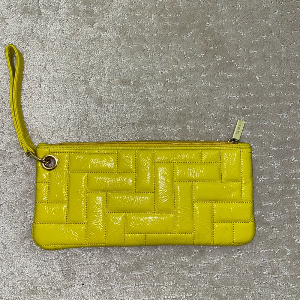 Hobo clutch yellow patent leather